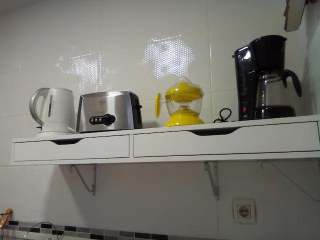 Las Golondrinas Habitacion En Piso Centrico Para Una O Dos Personas Zaragoza Exteriér fotografie
