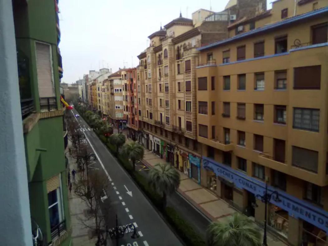 Las Golondrinas Habitacion En Piso Centrico Para Una O Dos Personas Zaragoza Exteriér fotografie